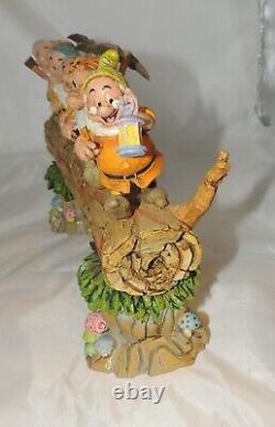 7 DWARFS ON A LOG Homeward Bound Figure Jim Shore Disney Traditions Snow White