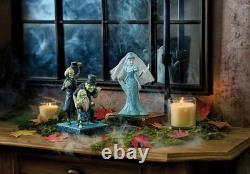 Disney Haunted Mansion Beware of Hitchkiking Ghosts Jim Shore Figurine Disney