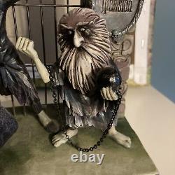 Disney Haunted Mansion Enesco Jim Shore Hitchhiking Ghosts Light LED Traditions