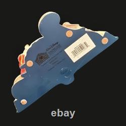 Disney Showcase Enesco Cinderella and Prince Charming Once Upon A Time Figurine