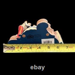 Disney Showcase Enesco Cinderella and Prince Charming Once Upon A Time Figurine