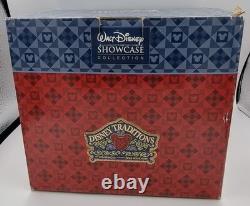 Disney Showcase Traditions Pinocchio Carved From The Heart 4005220