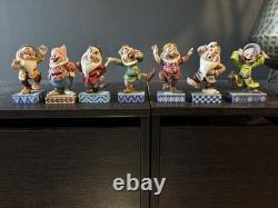 Disney Showcase Traditions Seven Dwafs Figurines PERFECT CONDITION RARE