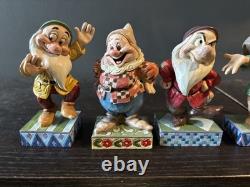 Disney Showcase Traditions Seven Dwafs Figurines PERFECT CONDITION RARE