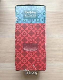 Disney Tradition Showcase Goofy Enesco