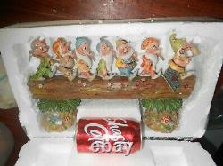 Disney Traditions Homeward Bound 7 Dwarfs Figurines on a Log MIB