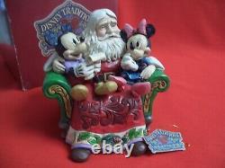 Disney Traditions Jim Shore Christmas Wishes Mickey Minnie & Santa Figurine