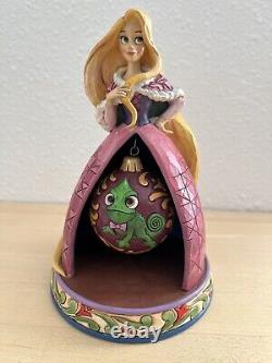 Disney Traditions Jim Shore Enesco Rapunzel Pascal Tidings of Joy 4057944