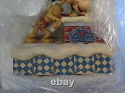 Disney Traditions Jim Shore Enesco Up On The Rooftop Figurine 4023543 New