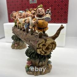 Disney Traditions Jim Shore Homeward Bound Dwarfs Figurine Original Box 4005434