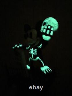 Disney Traditions Peek-a-Boo Mickey Jim Shore Halloween Glow in the Dark 4011043