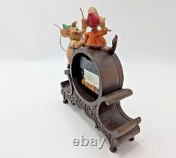 Disney Traditions Showcase A Stitch in Time Figurine Jaq & Gus Cinderella Clock