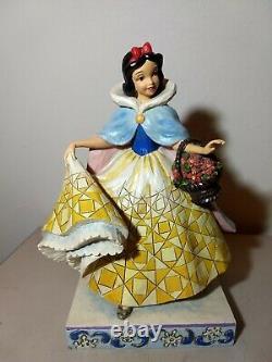 Disney Traditions Snow White Figurine Winter Snow Jim Shore 4026076