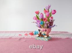 Enesco Disney Traditions Collection by Jim Shore Mickey and Minnie Mouse Love