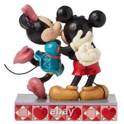 Enesco Disney Traditions Jim Shore Mickey and Minnie Figure (Kisses)