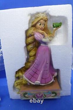 Enesco Disney Traditions Tangled Loyalty Love Jim Shore Rapunzel Pascal Figure