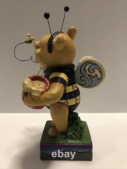 JIM SHORE Disney Traditions Showcase Collection Bumble Pooh 4057950 ENESCO