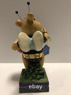 JIM SHORE Disney Traditions Showcase Collection Bumble Pooh 4057950 ENESCO