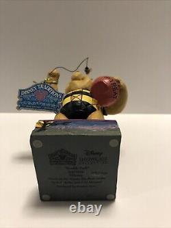 JIM SHORE Disney Traditions Showcase Collection Bumble Pooh 4057950 ENESCO