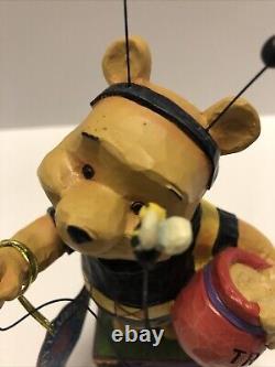 JIM SHORE Disney Traditions Showcase Collection Bumble Pooh 4057950 ENESCO