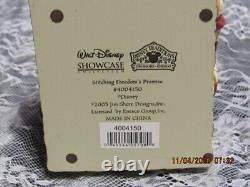 Jim Shore Disney Traditions 2005 Stitching Freedom's Promise #4004150