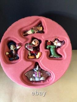 Jim Shore Disney Traditions Enesco 5pc Disney Holiday Ornament Set Dumbo Dopey Jim Shore Disney Traditions Enesco 5pc Disney Holiday Ornament Set Dumbo Dopey