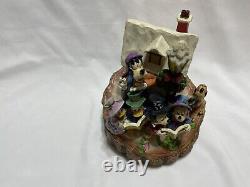 Jim Shore Disney Traditions Holiday Harmony Lighted Figurine