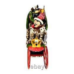 Jim Shore Disney Traditions Laughing All The Way Mickey Mouse Pluto Christmas