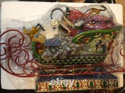 Jim Shore Disney Traditions Laughing All the Way Figurine by Enesco 4005726