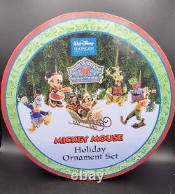 Jim Shore Disney Traditions Mickey Mouse Holiday Ornament Set NEW
