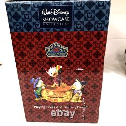 Jim Shore Disney Traditions Showcase Playing Tricks Sharing Treats Halloween