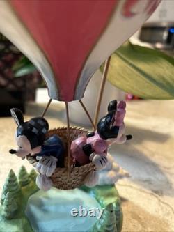 Jim Shore Disney Traditions Valentine Mickey Minnie Heart Air Balloon 6011916