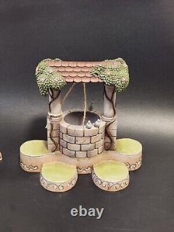 Jim Shore Disney Traditions WISHING WELL DISPLAY BASE Enesco No Box