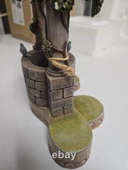 Jim Shore WD Showcase Snow White's 8 Wishing Well Display Base 4013987 Gb