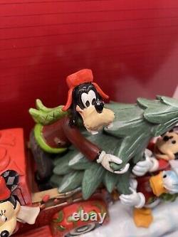 MICKEY & FRIENDS Loads of Christmas Cheer Figure Disney Jim Shore Red Truck Tree