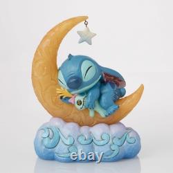 Collection Enesco Disney Traditions par Jim Shore Lilo et Stitch tenant Scrump sur