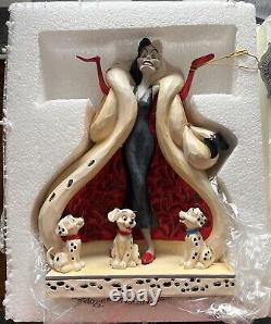 Disney Tradition Cruella De Vil Figurine Jim Shore Le Mignon & Le Cruel