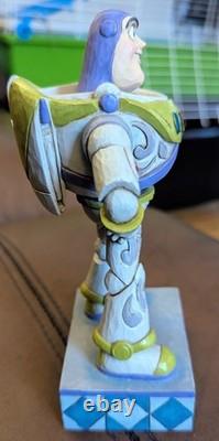 Disney Traditions Jim Shore Buzz Lightyear Toy Story 'Vers l'infini et au-delà'