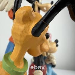 Disney Traditions Jim Shore La bande est au complet Figurine 4056752 Mickey Minnie