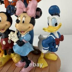 Disney Traditions Jim Shore La bande est au complet Figurine 4056752 Mickey Minnie