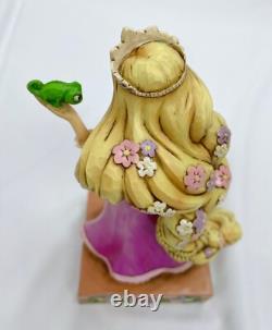 Disney Traditions Jim Shore Loyauté et amour Raiponce Pascal Figurine Princesse