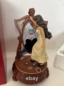 Disney Traditions Reflets Sinistres Scène de Vanessa Vanity avec Ursula 6016343