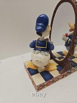 Donald Duck Beau Comme Toujours Disney Disney Traditions Showcase Collection Figurine