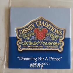 Enesco Disney Traditions Figurine Cendrillon Rêvant d’un prince #4020791