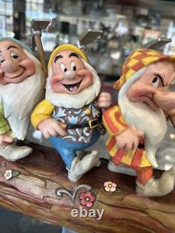 Enesco Jim Shore Disney Traditions Chef-d'œuvre musical des sept nains NIB 6005147