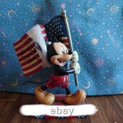 Enesco. Traditions Disney Mickey