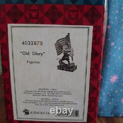 Enesco. Traditions Disney Mickey