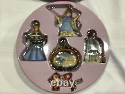 Ensemble de 5 ornements de vacances Cendrillon de Jim Shore Disney Traditions Enesco