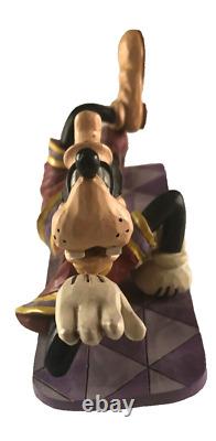 Figurine Disney Traditions Jim Shore Dingo Surfant Attrape Une Vague 4050414 Showcase