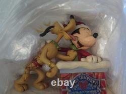 Figurine Disney Traditions Jim Shore Enesco Up On The Rooftop 4023543 neuve